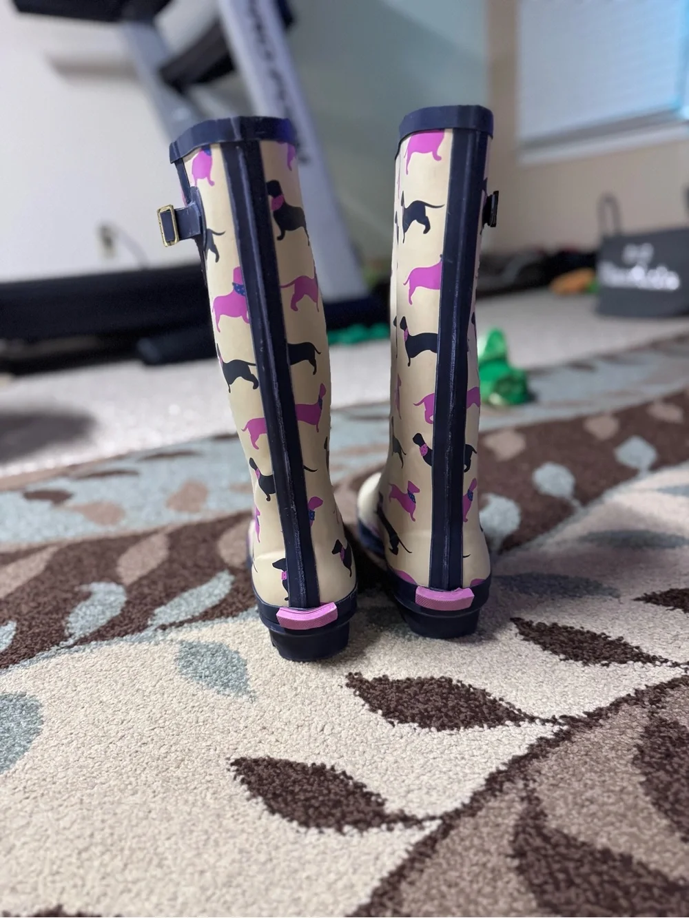 Dachshund Dog Print Rain Boots Womens 10 Cream Pink Rubber Wellington